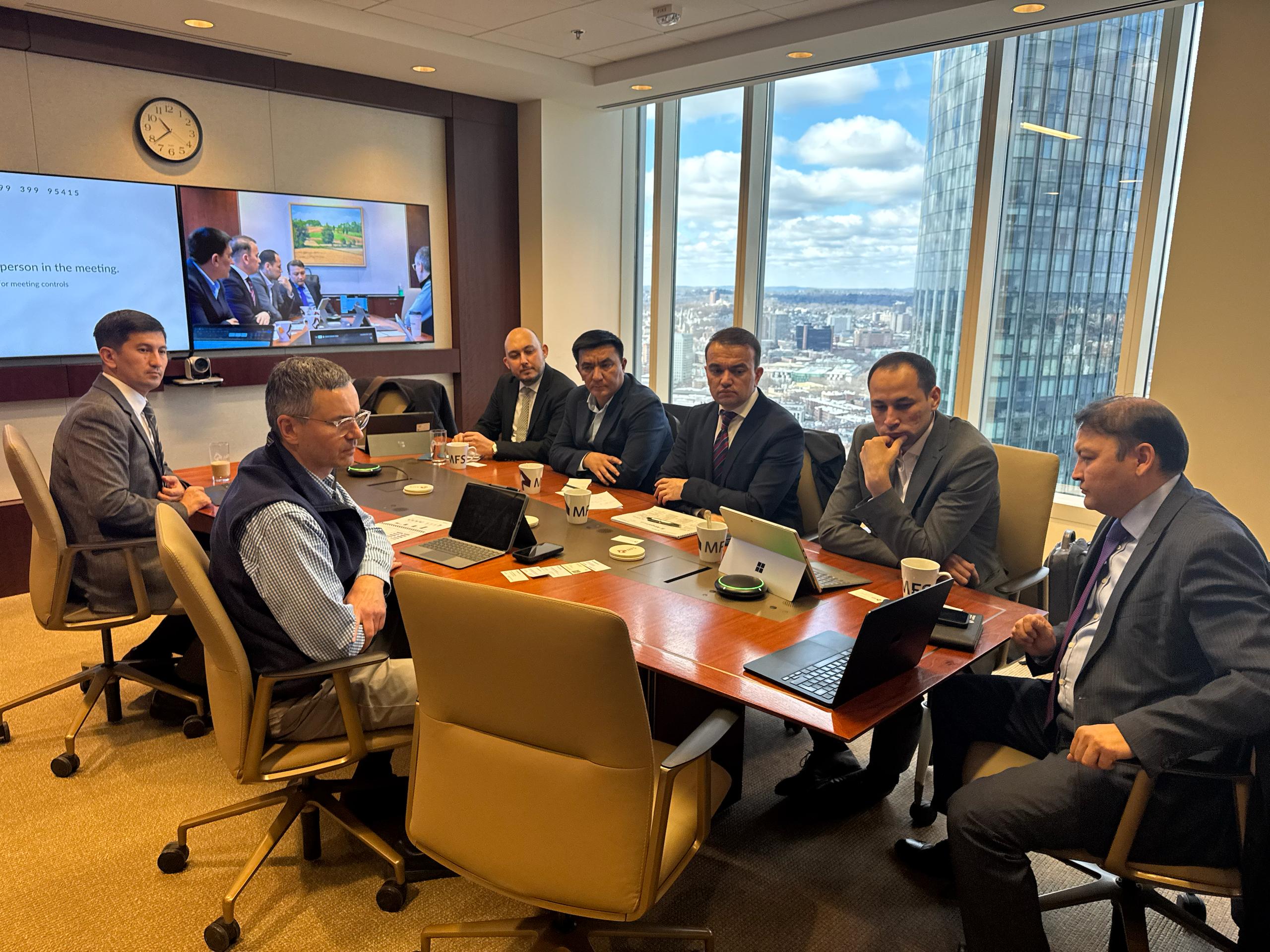 Aloqabank senior management presenting to institutional investors