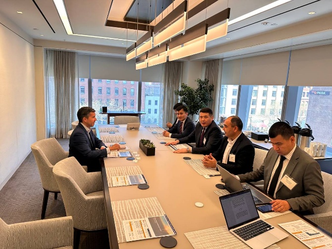 Investor meeting — Uzbekistan delegation